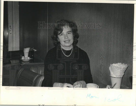 1973 Press Photo Mrs. Tatiana Ruzmicheva, professor at Universtity of Leningrad - Historic Images