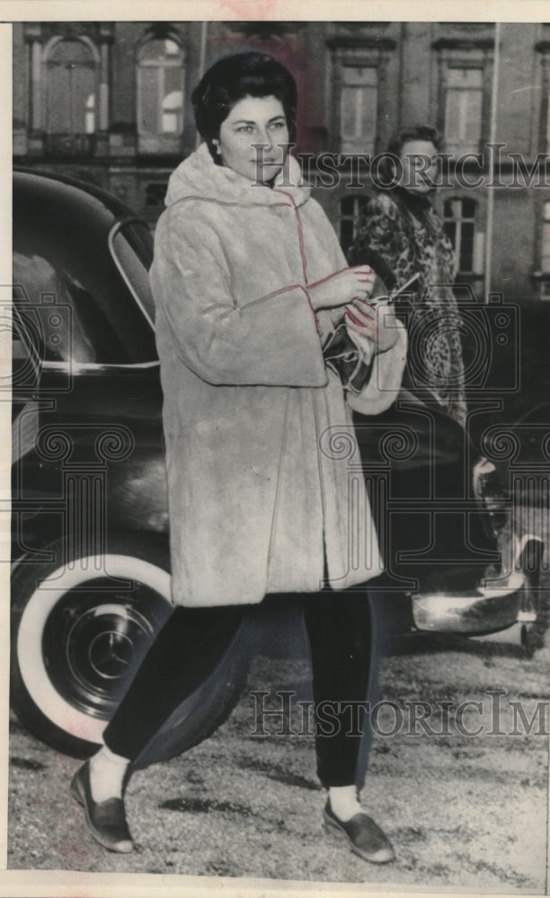 1958 Press Photo Princess Soraya of Iran in Cologne, Germany - mjc00016 - Historic Images