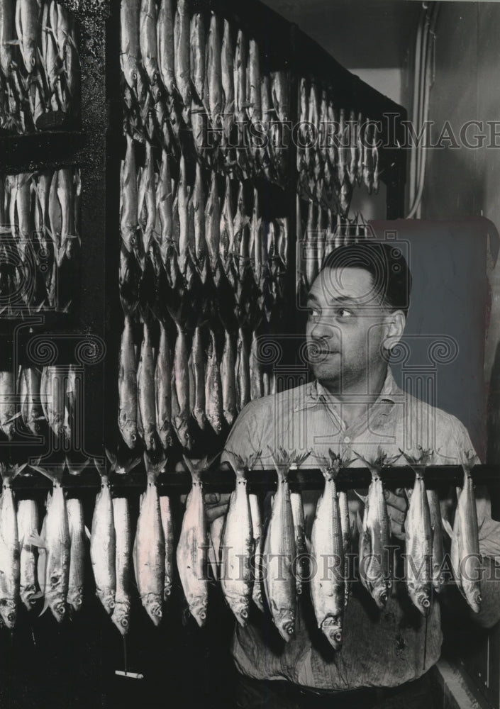 1954 Press Photo William Witte of Smith Brothers Fishing Company - mjc00041 - Historic Images