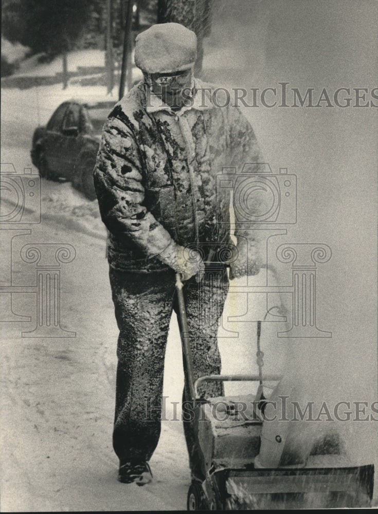 1993 Matt Pawlow removes sidewalk snow in Waukesha near Milwaukee - Historic Images