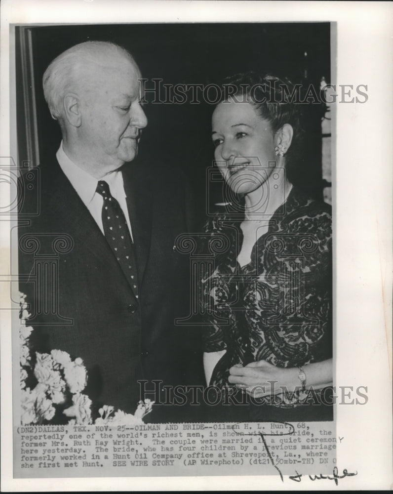 1957 Press Photo Oilman H.L. Hunt marries Ruth Ray Wright in Dallas Texas - Historic Images