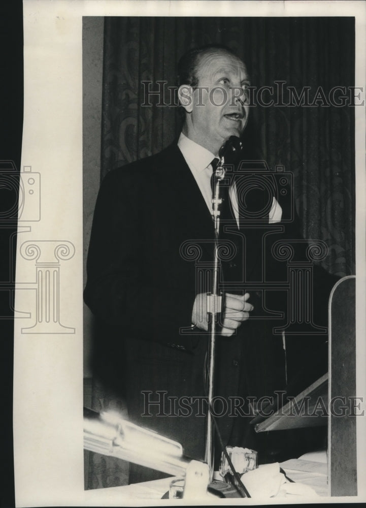 1958 Press Photo Milwaukee Visit-W.R. Hearst, Jr. - mjc00467 - Historic Images