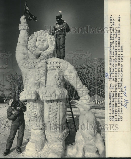 1984 Press Photo Milwaukee, Berg and Taylor snow sculpture, Mitchell Park Domes - Historic Images