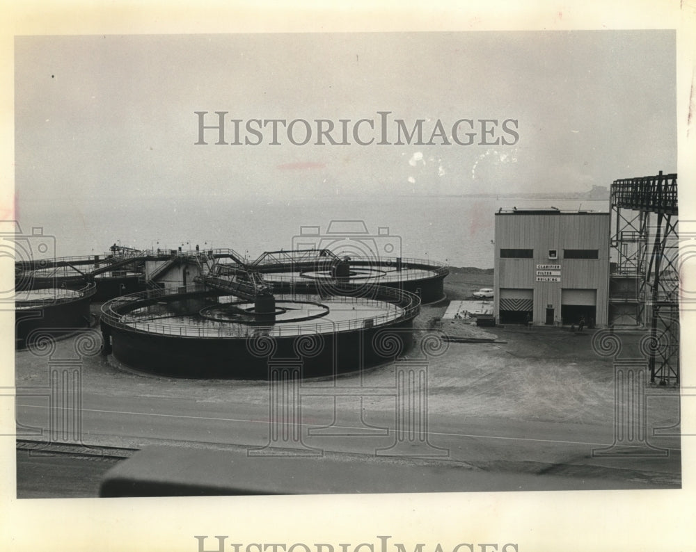 1966 Press Photo Giant tanks at waste treatment plant - Inland Steel Co. - Historic Images