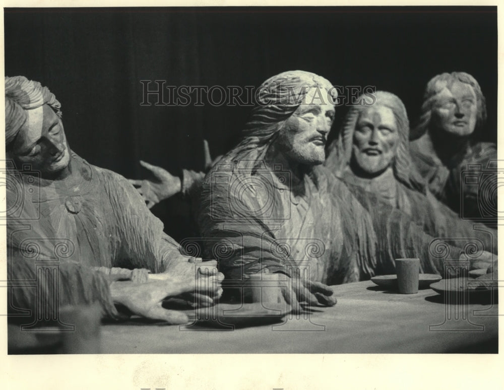 1984 Press Photo The &quot;Last Supper&quot; carving by Joe Barta at Spooner, WI museum - Historic Images