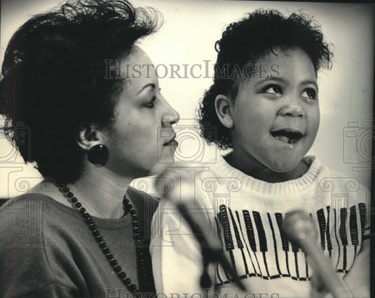 1986 Ronald Smith's family answered questions after heart transplant-Historic Images