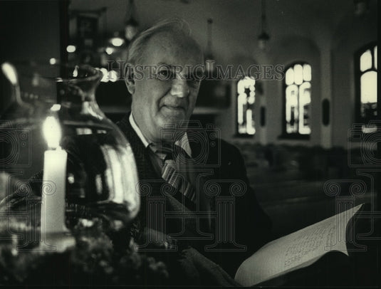 1989, Corwin (Bud) Miser at St. John's Lutheran Church - mjc01450 - Historic Images