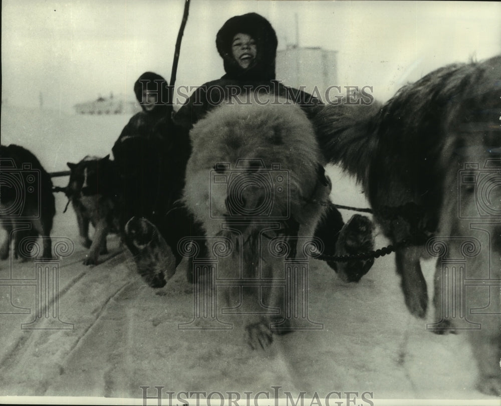 1965 Press Photo Unique mode of transportation on the Taimyr Peninsula, Russia - Historic Images