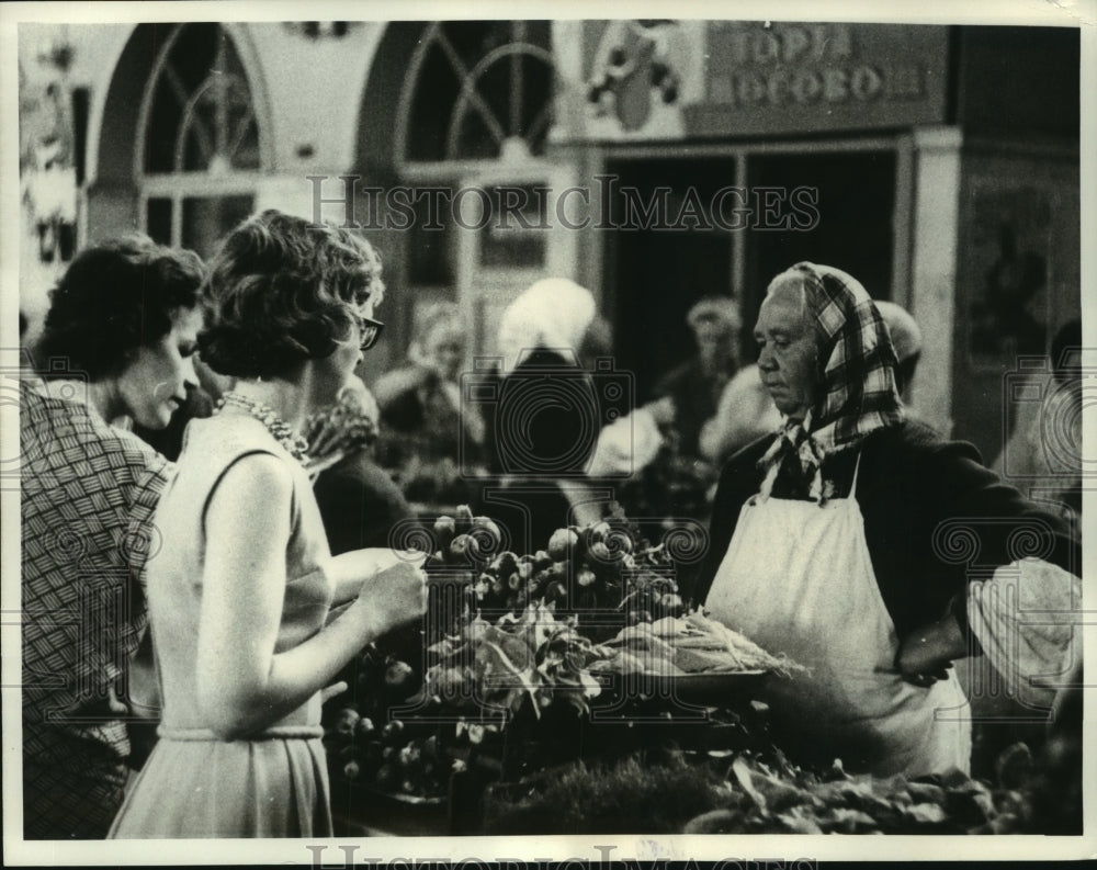 1965, UPI Correspondent Barbara Longworth in Moscow&#39;s peasant market - Historic Images
