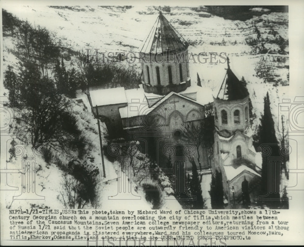1954 Press Photo 17th-Century Gregorian Church Overlooking Tiflis, Russia - Historic Images