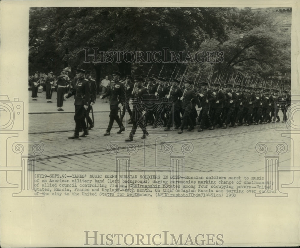 1950 Press Photo Russian soldiers march to American military band music - Historic Images