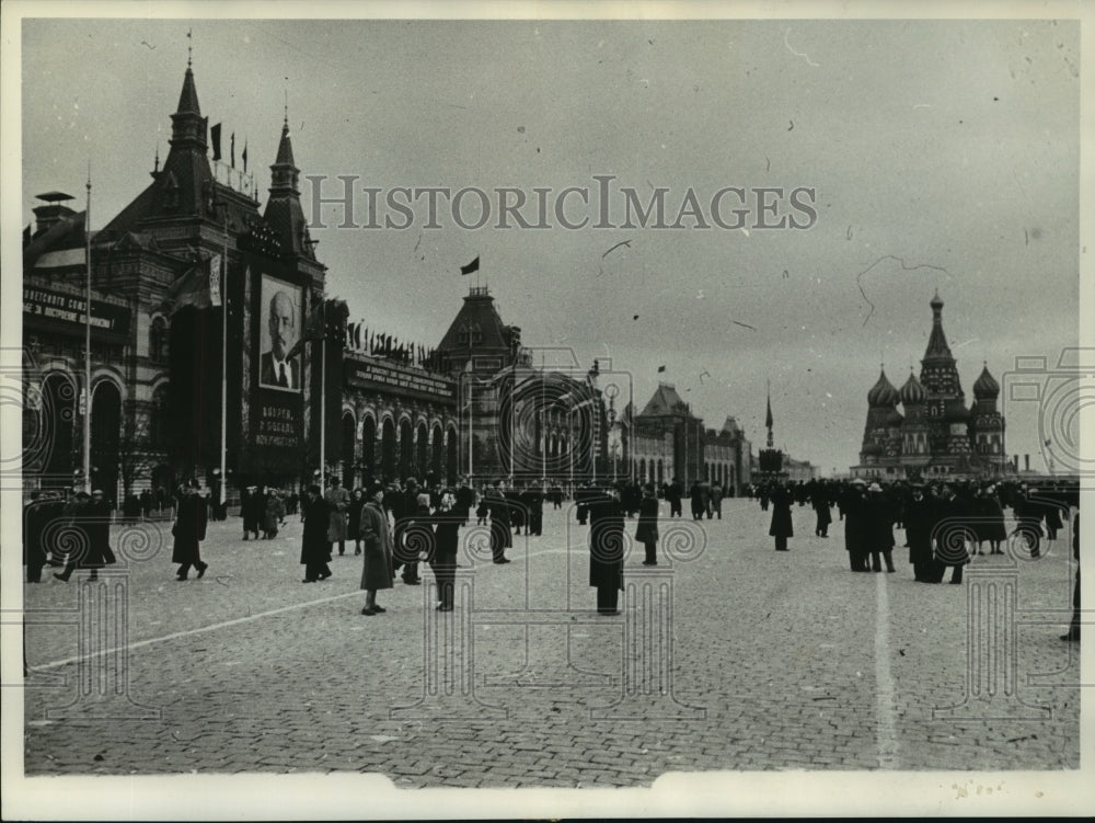1958, View of Red Square in Moscow, Russia - mjc01768 - Historic Images