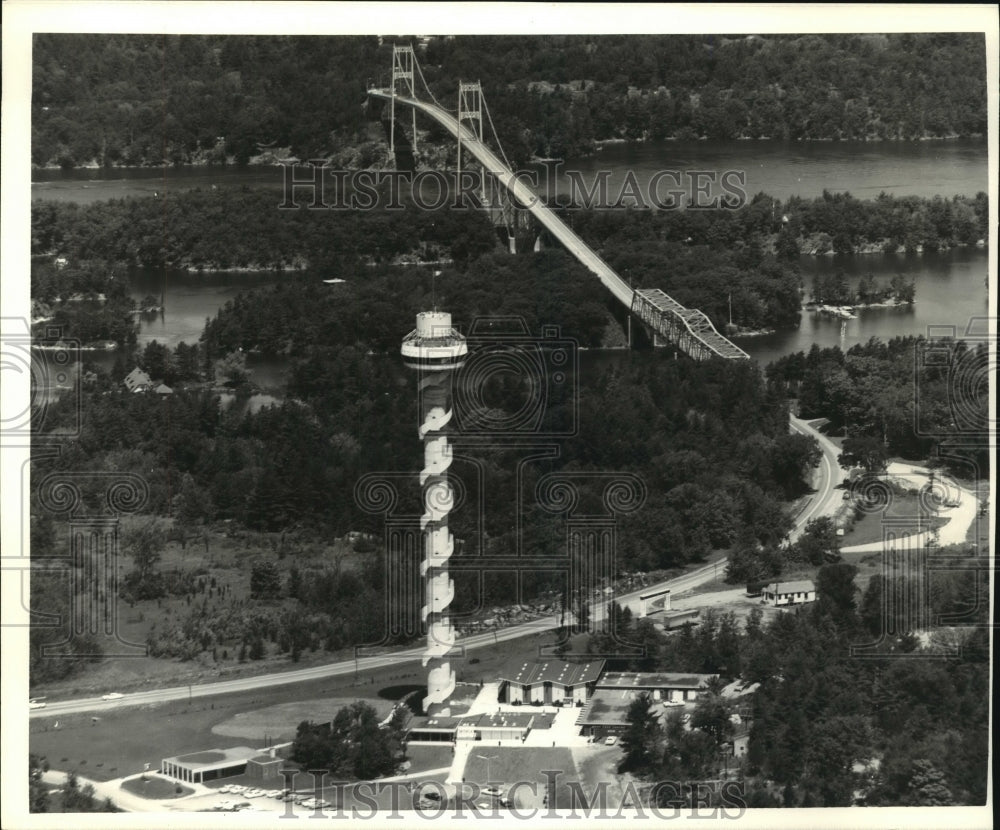 1982 The Skydeck Tower sits between Canada and the United States - Historic Images