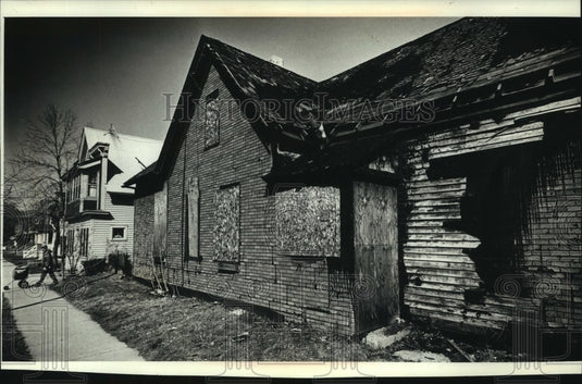 1990 City Of Milwaukee Bought This House From Robert Tadych - Historic Images