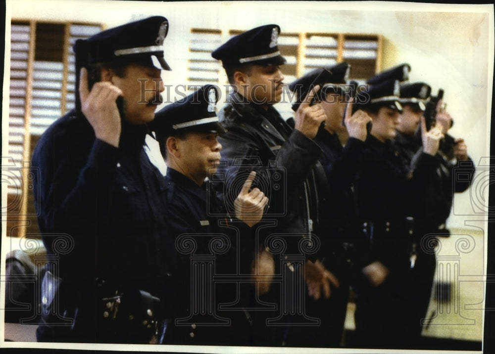 1994 Press Photo Edgardo Sandoval Holds Weapon During Inspection - mjc02041 - Historic Images