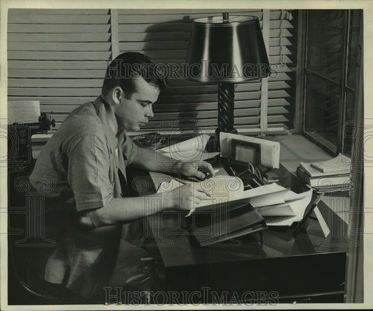 1944 Press Photo Hummerts' Radio Show On NBC, "Front Page Ferrell" - mjc02043 - Historic Images