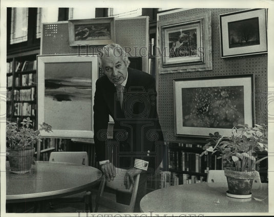 1975, Attorney Richard C Smith is trustee of Jefferson Library. - Historic Images