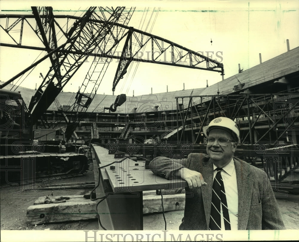 1987, Dick Snow Associated General Contractors of Greater Milwaukee - Historic Images