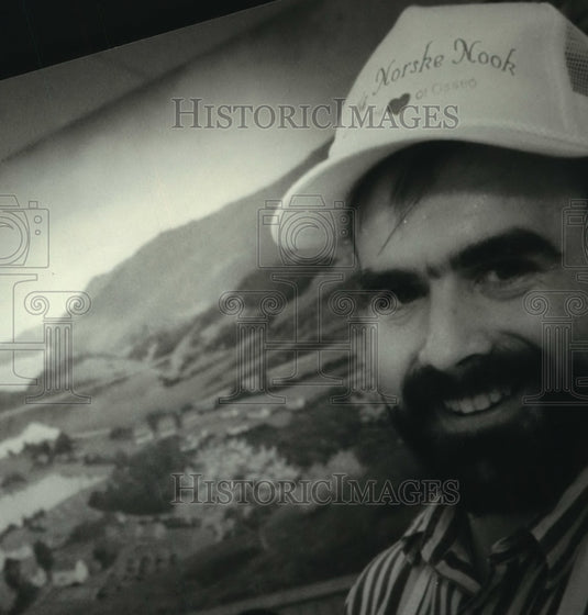 Norske Nook owner, Jerry Bechard in Osseo, Wisconsin-Historic Images