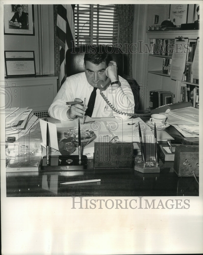 1963, Newspaper Editor Pierre Salinger Takes Call, White House Office - Historic Images