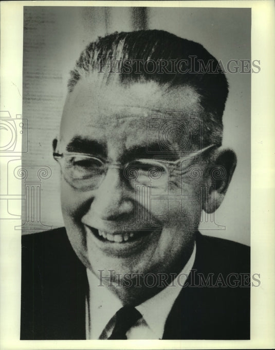 1982 Press Photo Jeremiah O'Sullivan to enter Milwaukee Media Hall of Fame. - Historic Images