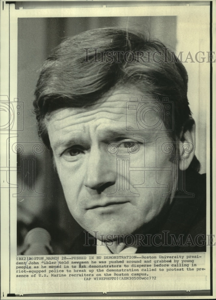 1972 Press Photo Boston University President John Sibler - mjc02806 - Historic Images