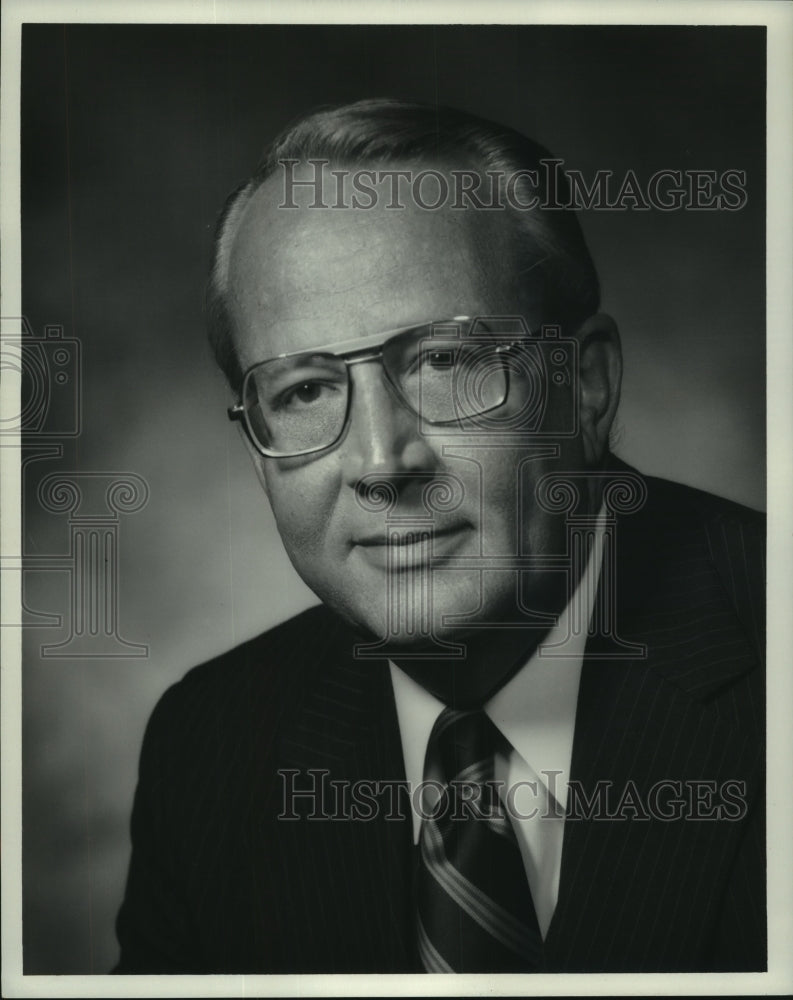 1979, Robert B. Smithwick of Texaco Inc. - mjc02872 - Historic Images