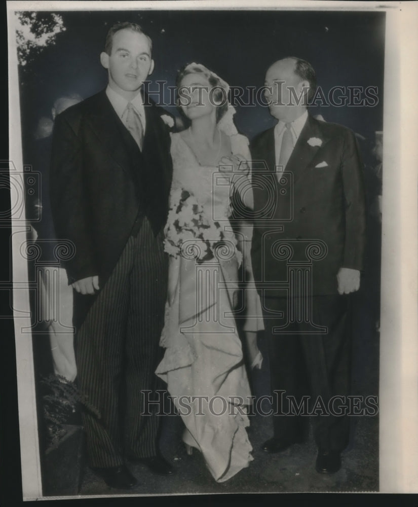 1955 Press Photo Adlai Stevenson Jr. &amp; his bride, Nancy Anderson with his father - Historic Images
