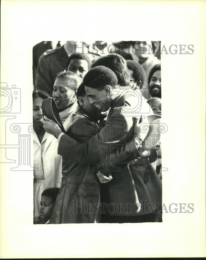 1979, Sgt.William Quarles, held hostage in Iran, is welcomed home - Historic Images