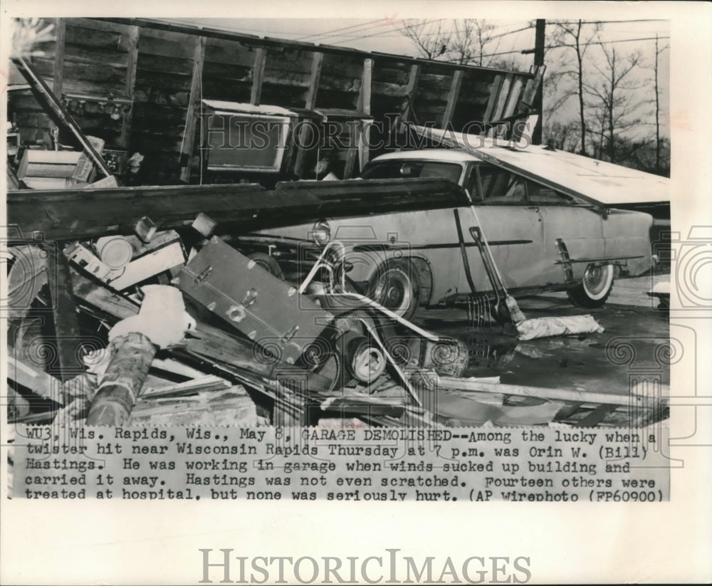 1964 Press Photo Wisconsin Rapids, Wisconsin wreckage of garage hit by tornado - Historic Images