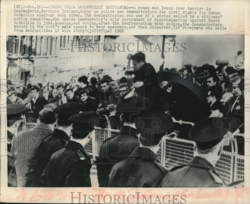 1968, Police and Catholic civil rights demonstrators in Londonderry - Historic Images