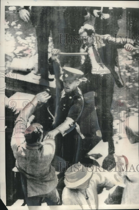1961 Press Photo Racial Tension Riot in Johannesburg, South Africa - mjc03398-Historic Images