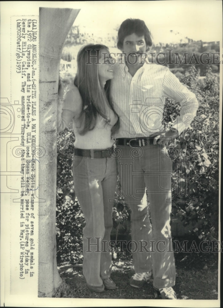 1973 Press Photo Mark Spitz Poses With Bride-To-Be Susan Weiner in Beverly Hills- Historic Images