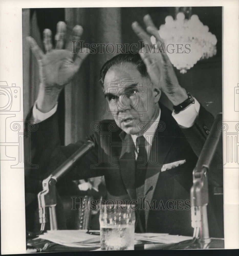 1963 Press Photo Dr. Seaborg of Atomic Energy Commission testifies in Washington - Historic Images
