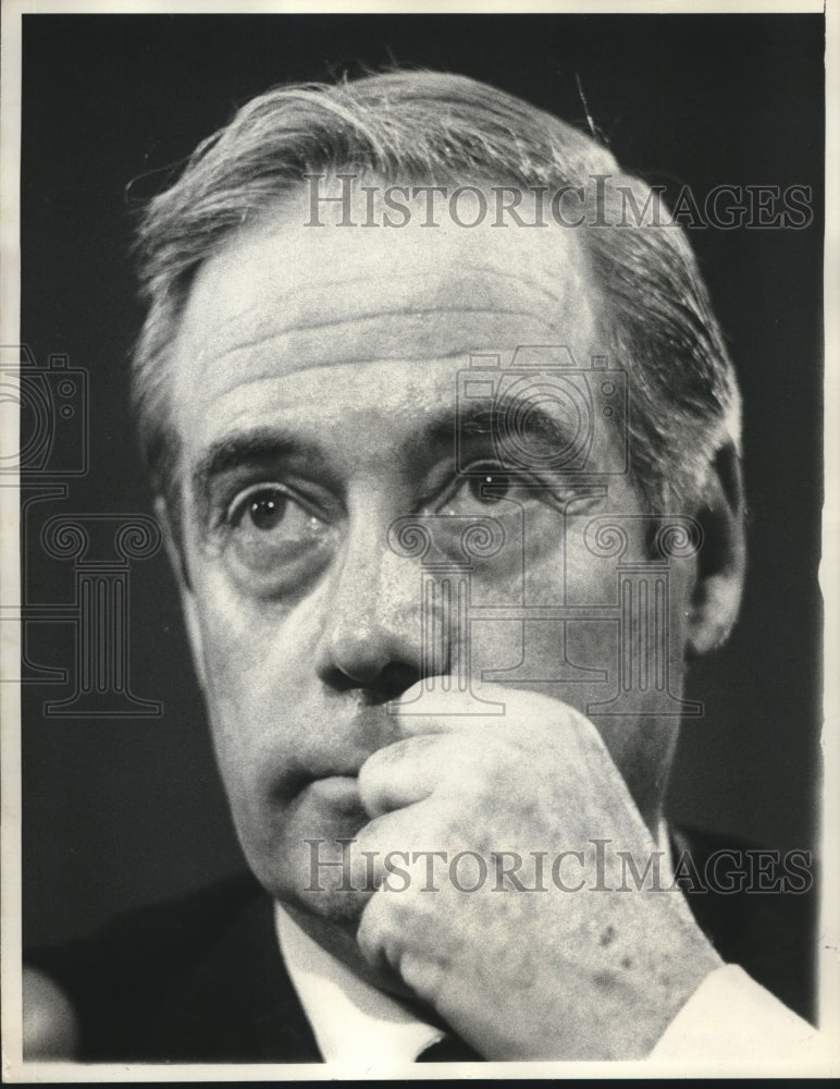 1976, William Scranton at Senate Foreign Relations Committee meeting - Historic Images