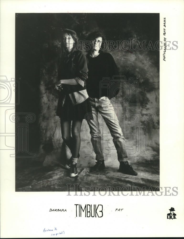 1988 Barbara K and Pat McDonald of band, Timbuk 3 Wisconsin - Historic Images