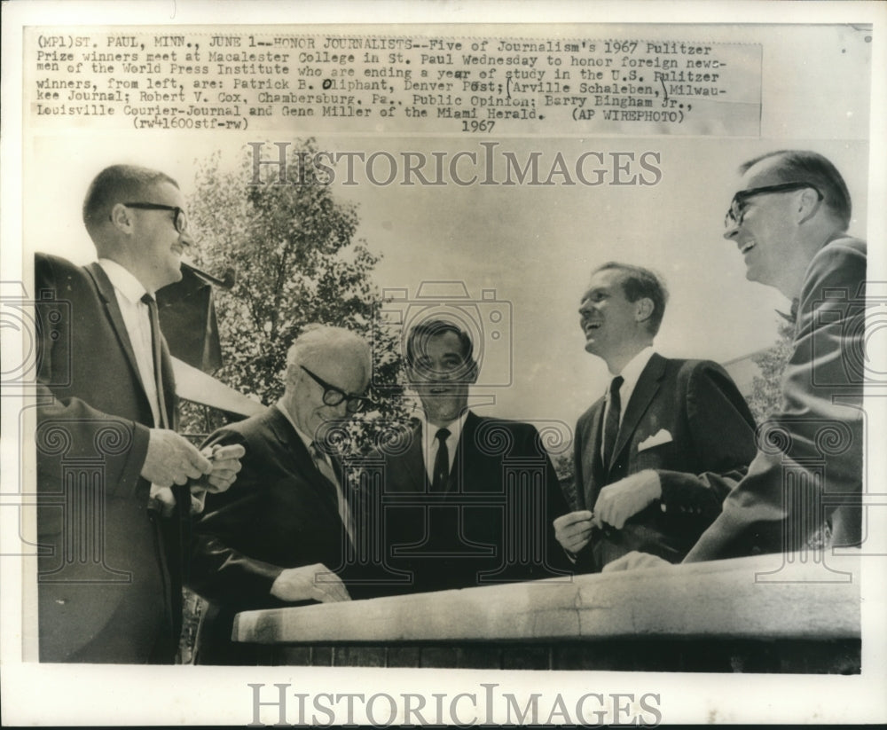 1967 Press Photo Five Pulitzer Prize winners meet at Macalster College, St. Paul - Historic Images