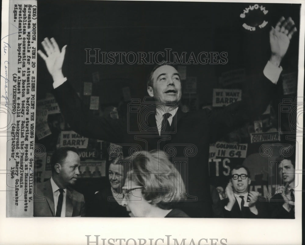 1964 Press Photo Governor William Scranton Raises Arms Before Speech in Boston - Historic Images