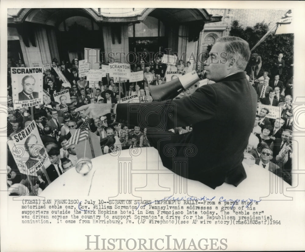 1964 Press Photo Governor William Scranton Atop Car at Rally in San Francisco - Historic Images
