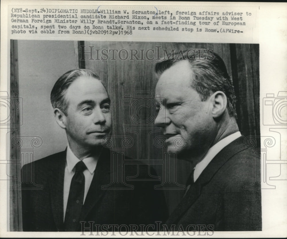 1968 Press Photo William W. Scranton with Foreign Minister Willy Brandt in Bonn - Historic Images