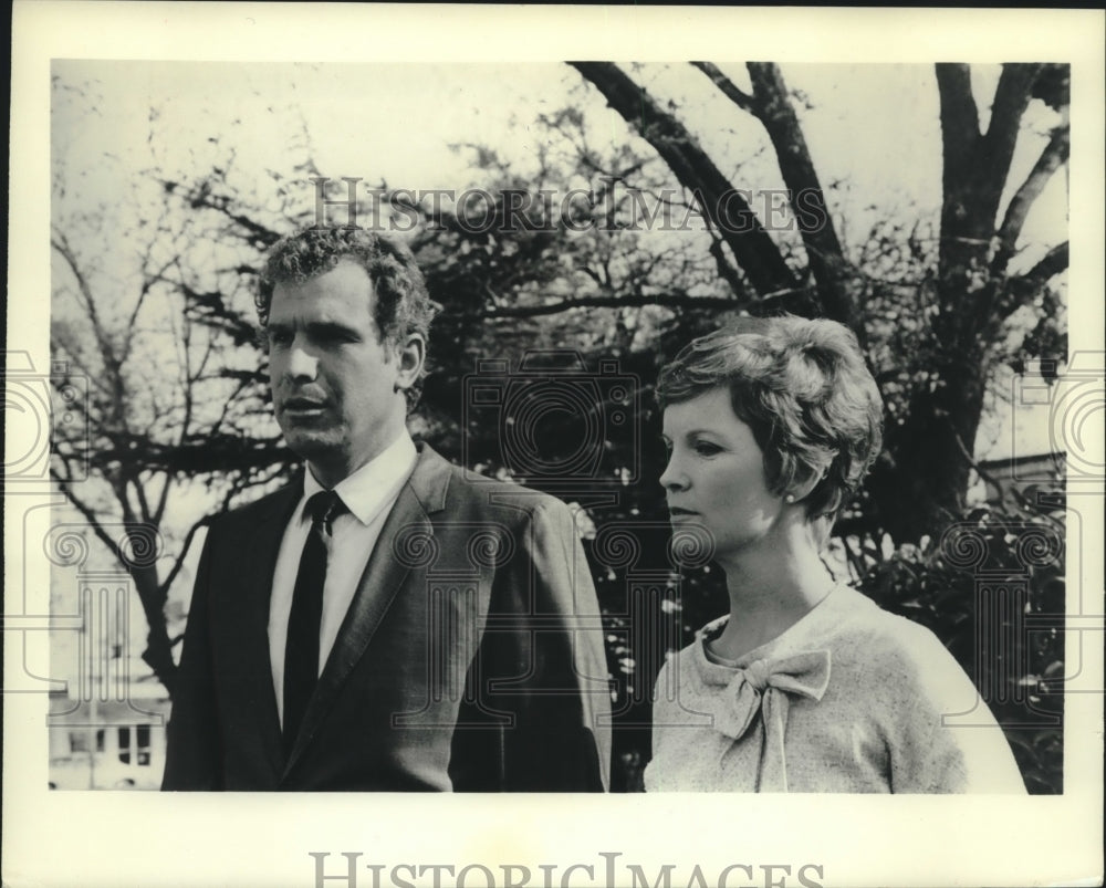 1975 Wayne Rogers and Marilyn Mason in "Attack on Terror" on CBS-TV - Historic Images