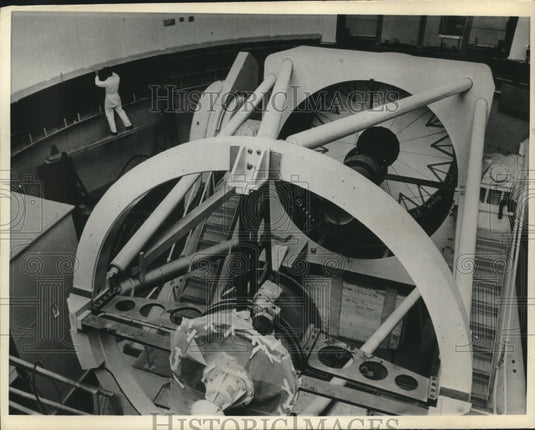 1967 Press Photo Europe's largest telescope shown, Royal Greenwich observatory. - Historic Images