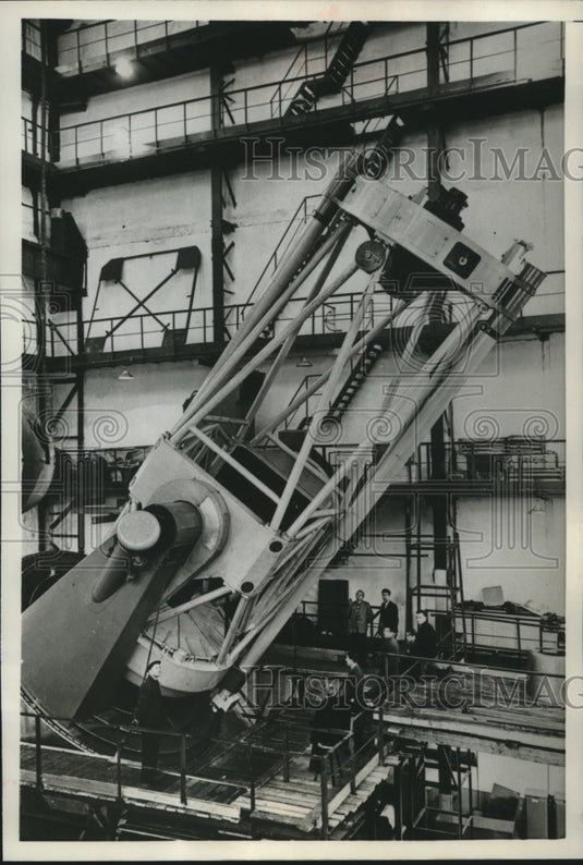 1959, Russia's biggest telescope at Simeiz, Crimea - mjc04403 - Historic Images