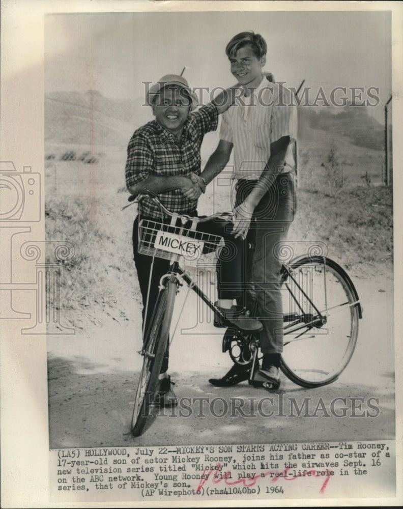 1964 Press Photo Mickey Rooney With Son Tim Rooney - mjc04522 - Historic Images