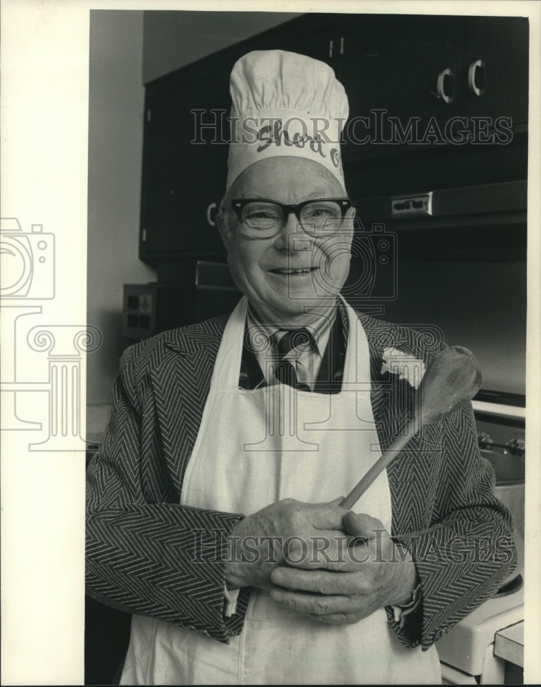 1987 Press Photo Erich Sobota of Shorewood, Wisc., honored for his volunteering - Historic Images