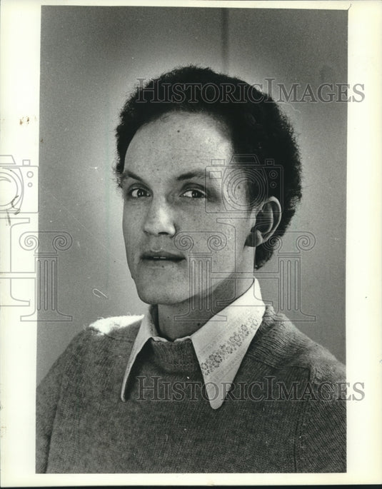 1982, Peter Slesar of Waukesha County Child Protective Services - Historic Images