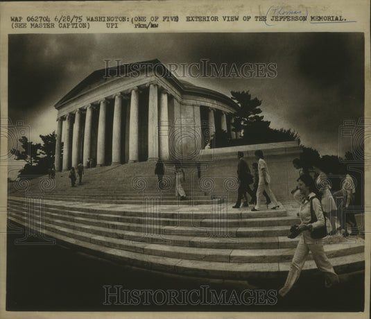 1975 Press Photo Exterior view of Thomas Jefferson Memorial, Washington. - Historic Images