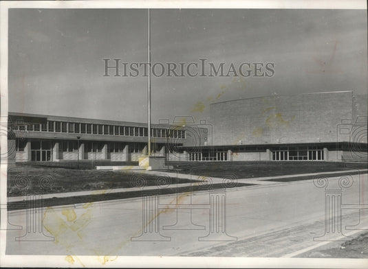 1960, Sheboygan, Wisconsin's new South high school - mjc05100 - Historic Images