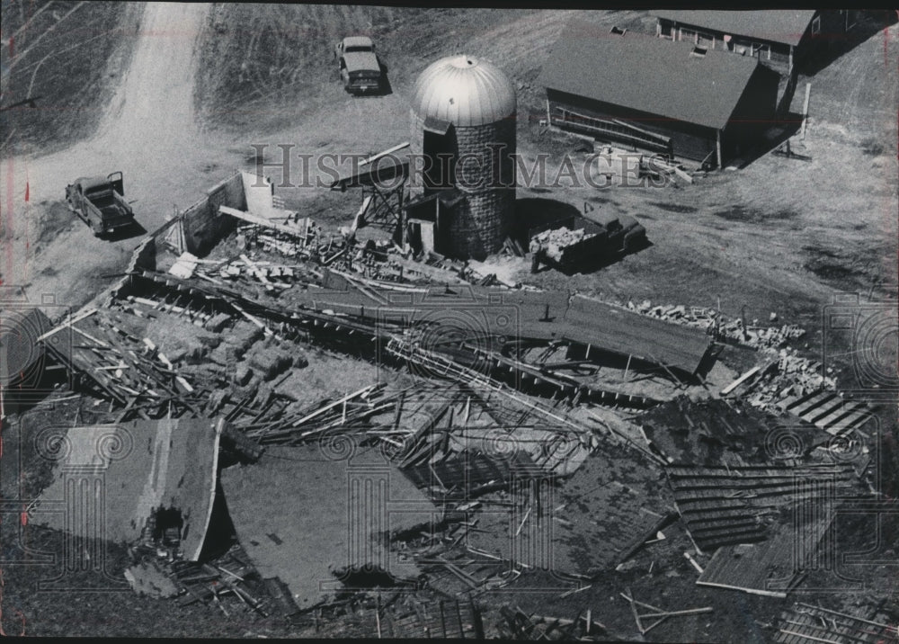 1965 Press Photo Storm ripped this barn in Minnesota to pieces but spared silo - Historic Images