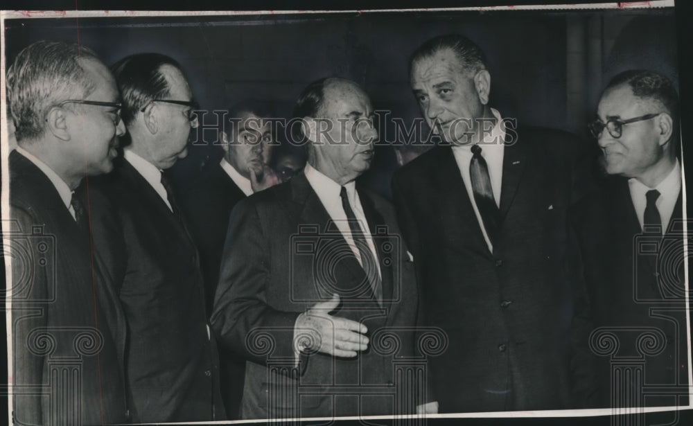 1965, President Johnson with Adlai Stevenson and other UN personnel - Historic Images